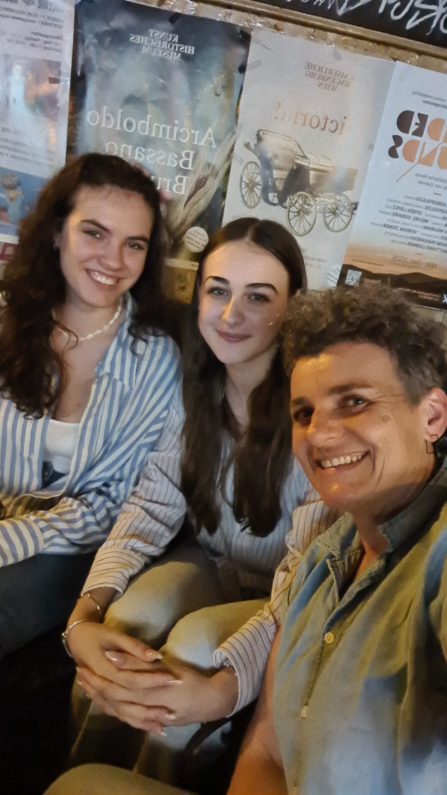 Präsentation der Literaturzeitschrift „Morgenschtean“ in Wien